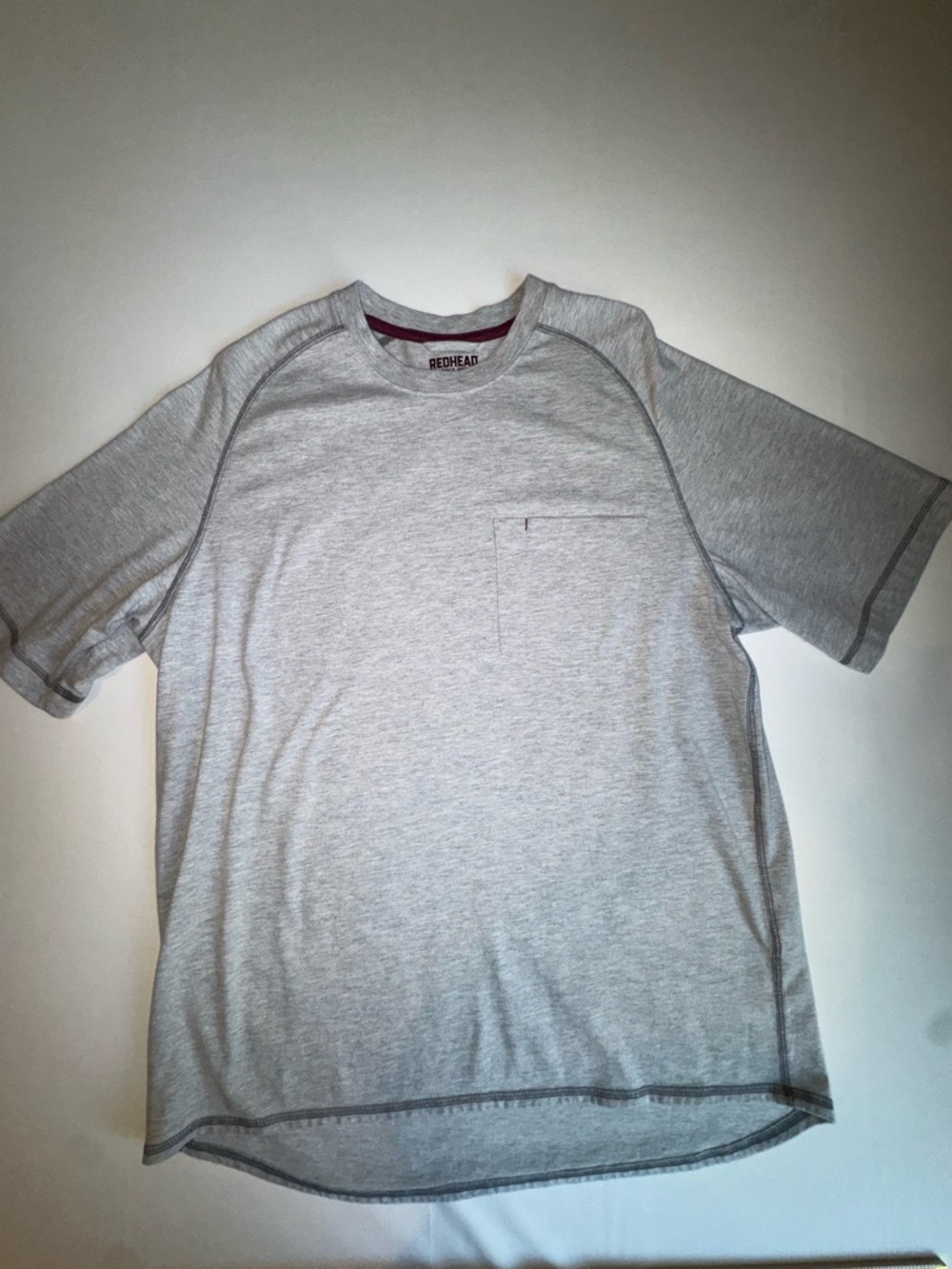 RedHead Men's Gray Short Sleeve Crew Neck Pocket T-
Shirt Size L Gorpcore